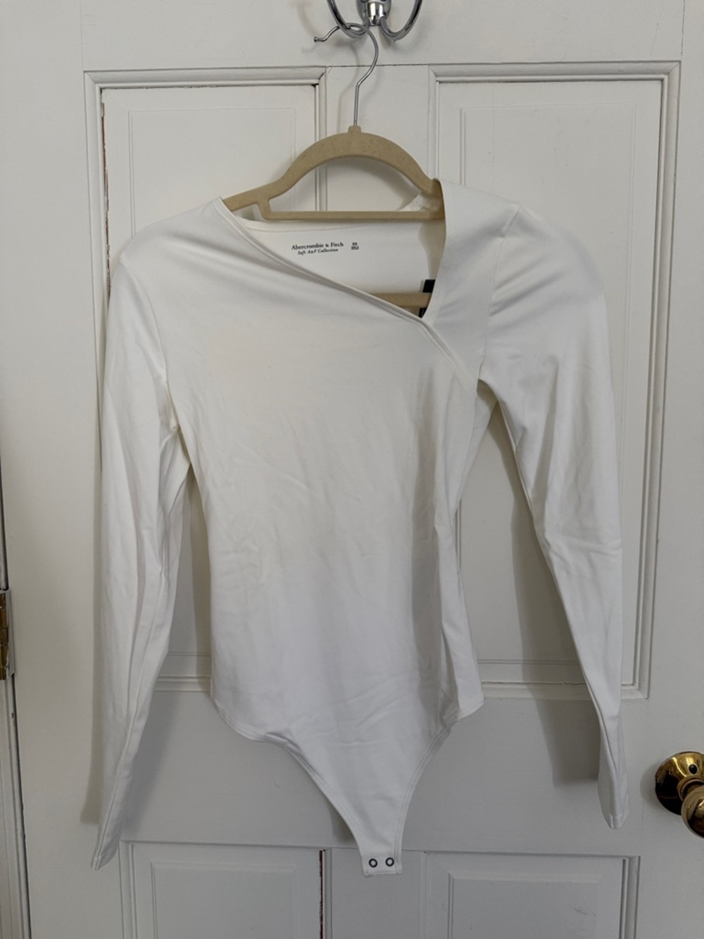 NWT Abercrombie & Fitch White Asymmetric Neck Long-Sleeve Bodysuit